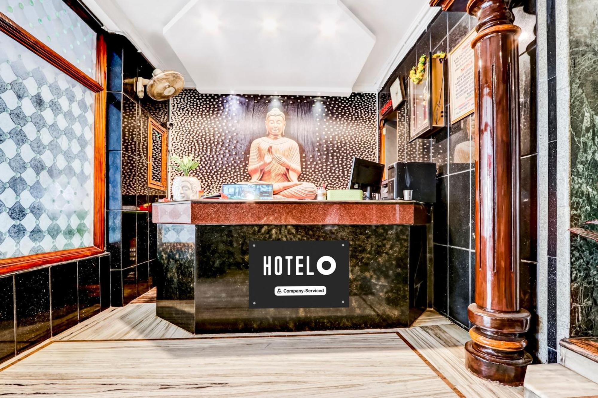OYO 12680 Hotel Sitara Inn Vijayawāda Esterno foto